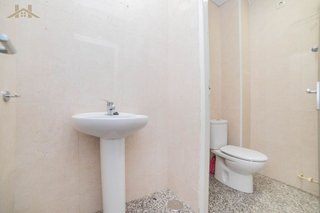 Local comercial en alquiler en El Soto - Coveta en Móstoles