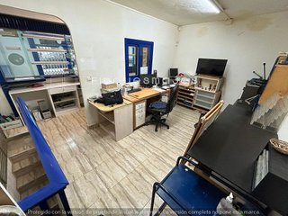 Local comercial en venta en Pubilla Cases en Hospitalet de Llobregat, L´