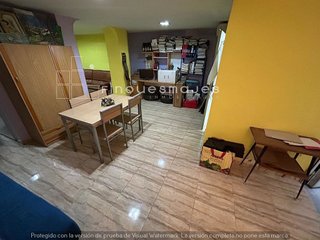 Local comercial en venta en Pubilla Cases en Hospitalet de Llobregat, L´