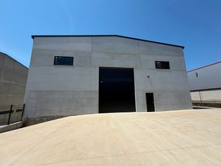 Nave industrial en alquiler en San Mateo-Castro-O Val en Narón