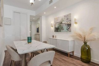 Piso en venta en La Goleta - San Felipe Neri en Málaga