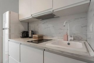 Piso en venta en La Goleta - San Felipe Neri en Málaga