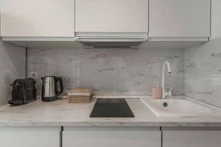 Piso en venta en La Goleta - San Felipe Neri en Málaga