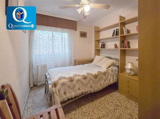 Piso en venta en Carolinas Altas en Alicante