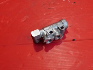 SDOPPIATORE RACCORDO POMPA FRENO HONDA INTEGRA 700