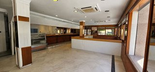 Local comercial en alquiler en Ricardo Soriano en Marbella