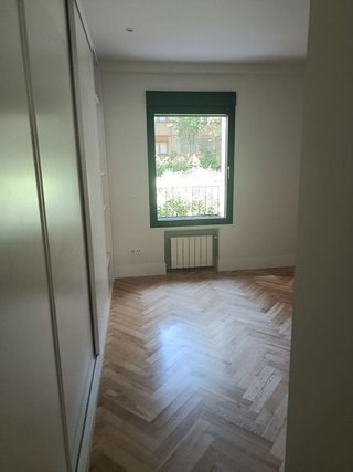 Piso en alquiler en Nueva España en Madrid