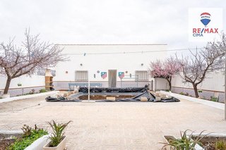 Chalet en venta en Freila