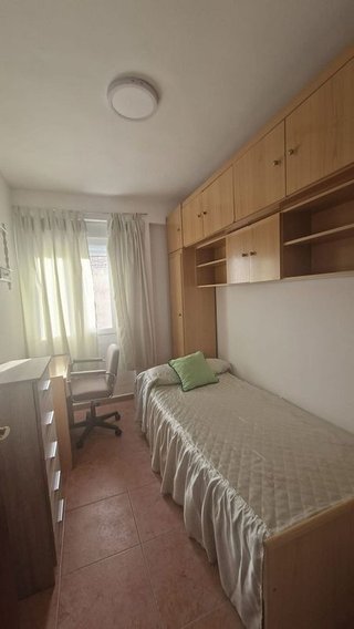 Piso en alquiler en Peñamefecit - Avda Barcelona en Jaén