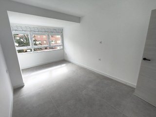 Piso en venta en Campoamor en Alicante
