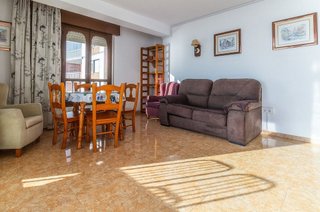 Piso en venta en Ciudad Jardín - Tagarete - El Zapillo en Almería
