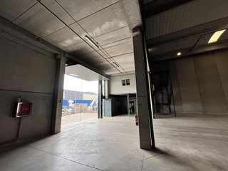 Nave industrial en alquiler en Cervelló