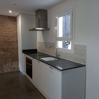 Piso en venta en El Raval en Barcelona