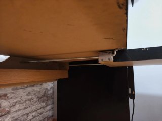 Mesa escritorio con módulo extensible y banquito