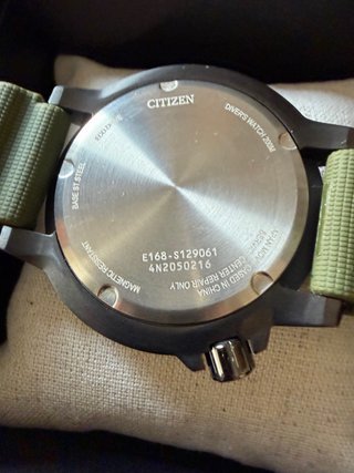 Reloj Citizen Eco-Drive Diver's 200m Verde