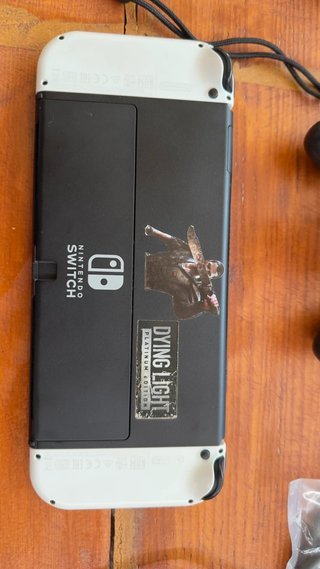 Nintendo Switch OLED Bianca + Extra