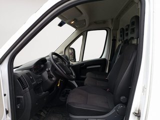 Peugeot Boxer Furgon BlueHDi 140 S&S 435 L4H3 103 kW (140 CV)