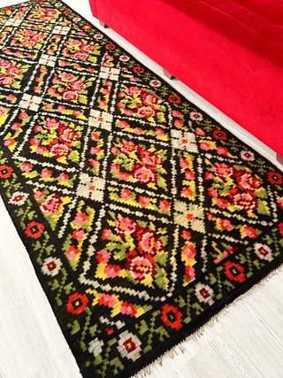Tappeto lana floreale nero multicolore