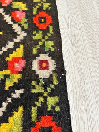 Tappeto lana floreale nero multicolore
