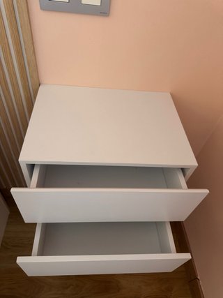 2 Mesitas de noche blanca colgante