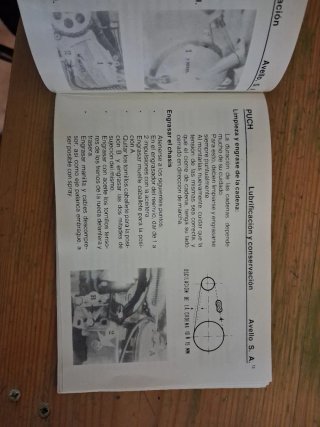 Libro de instrucciones moto Puch