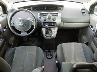 Renault Scenic 1.9 dCi Confort Dynamique 88 kW (120 CV)