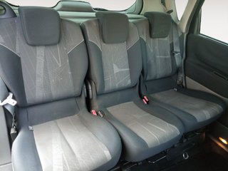 Renault Scenic 1.9 dCi Confort Dynamique 88 kW (120 CV)