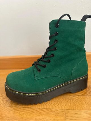 Botas verdes talla 39. Marca niko amore