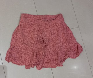 Falda rosa