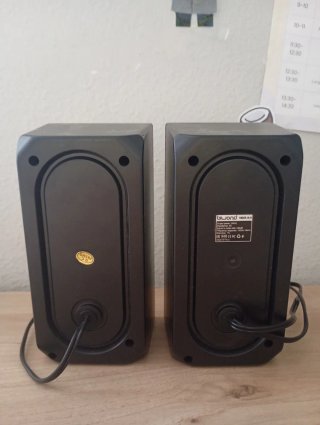 Altavoces bd negros para ordenador