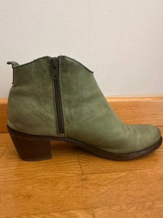 Botines verdes cuero Talla 39