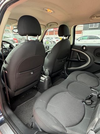 MINI Countryman 2012