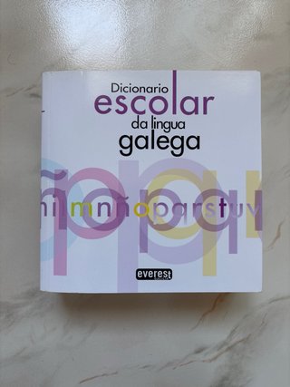 2 Diccionarios: Lengua Española y gallego