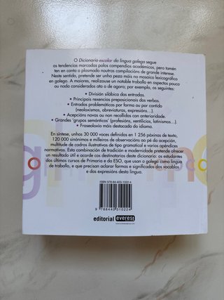 2 Diccionarios: Lengua Española y gallego