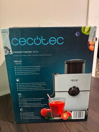 Extractor Zumos Cecotec Strong Titanium 19000