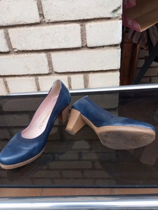 Zapatos de tacón negros talla 36