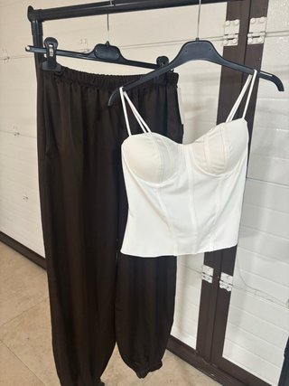 Conjunto pantalón y camiseta tirantes