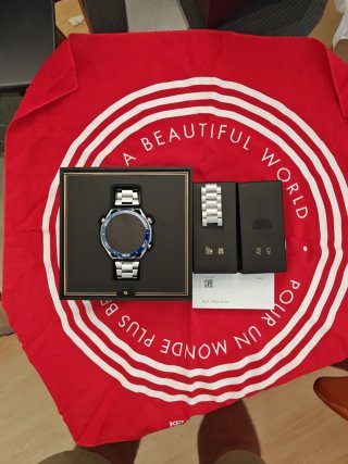 Huawei Watch Ultimate - Azul y Plateado