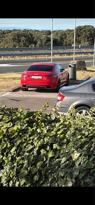 Audi RS5 2011