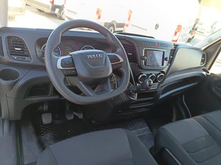 IVECO DAILY  CHASIS  3.0 CAJA CERRADA TRAMPILLA