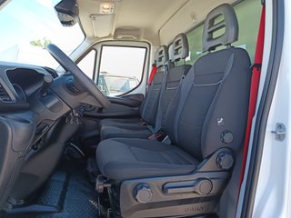 IVECO DAILY  CHASIS  3.0 CAJA CERRADA TRAMPILLA