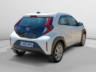 Toyota Aygo X Cross 1.0 VVT-I Play 53 kW (72 CV)