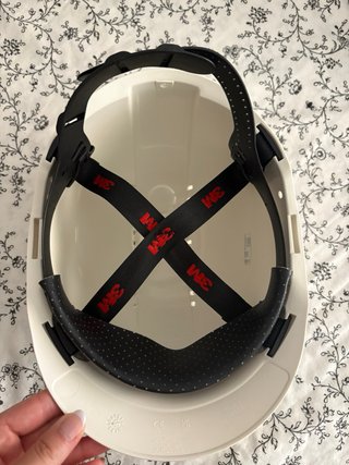 Casco de obra blanco