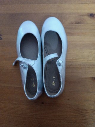 Zapatos plateados talla 39