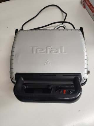 Tefal GC305012 Grill Barbacoa Compacta 2000W