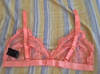 Sujetador encaje rosa talla 90E nuevo