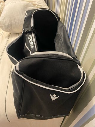 Bolsa Macron RFEF Negra