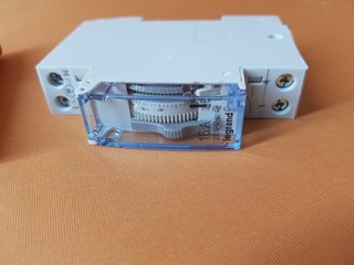 Interruptor Horario Analógico Legrand 16A