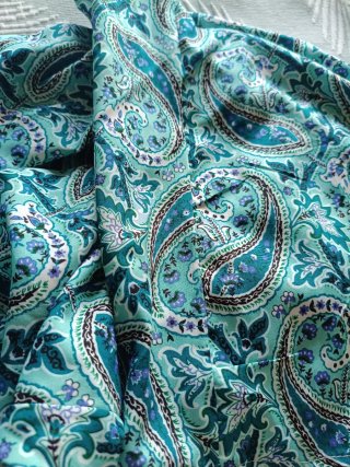 Vestido estampado paisley nuevo