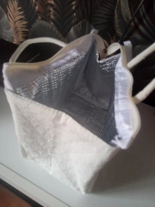 Bolso/nevera blanco acolchado